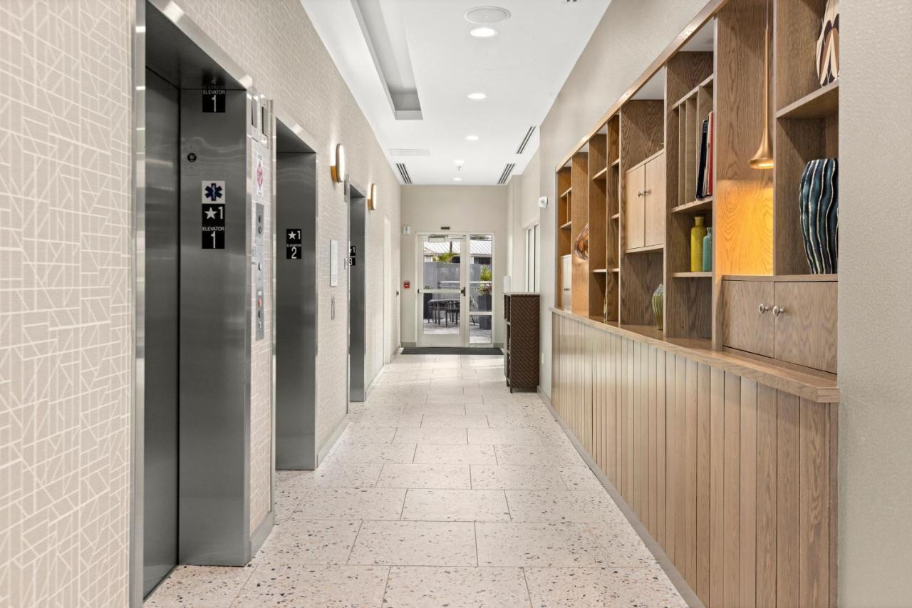 Towneplace Suites By Marriott Cape Canaveral Cocoa Beach Bagian luar foto