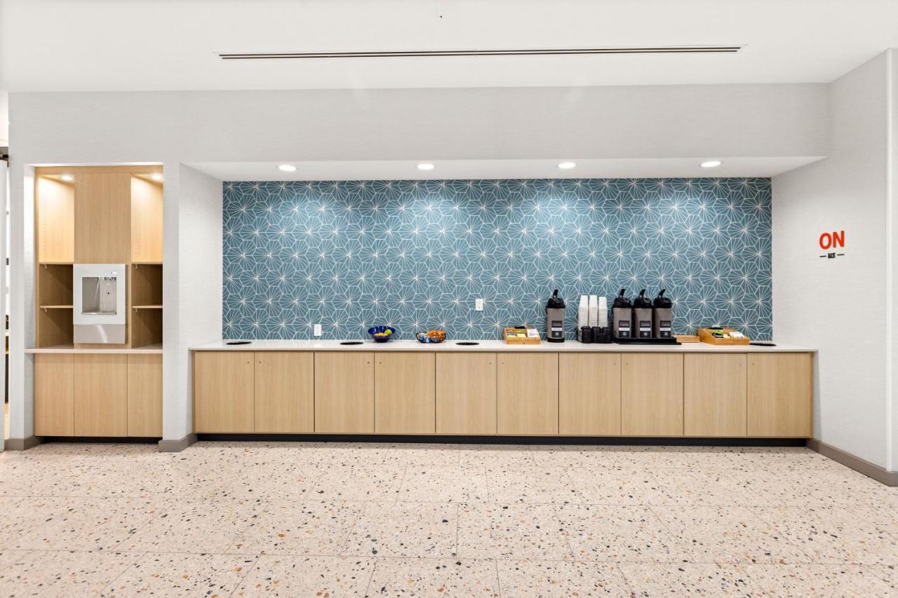 Towneplace Suites By Marriott Cape Canaveral Cocoa Beach Bagian luar foto