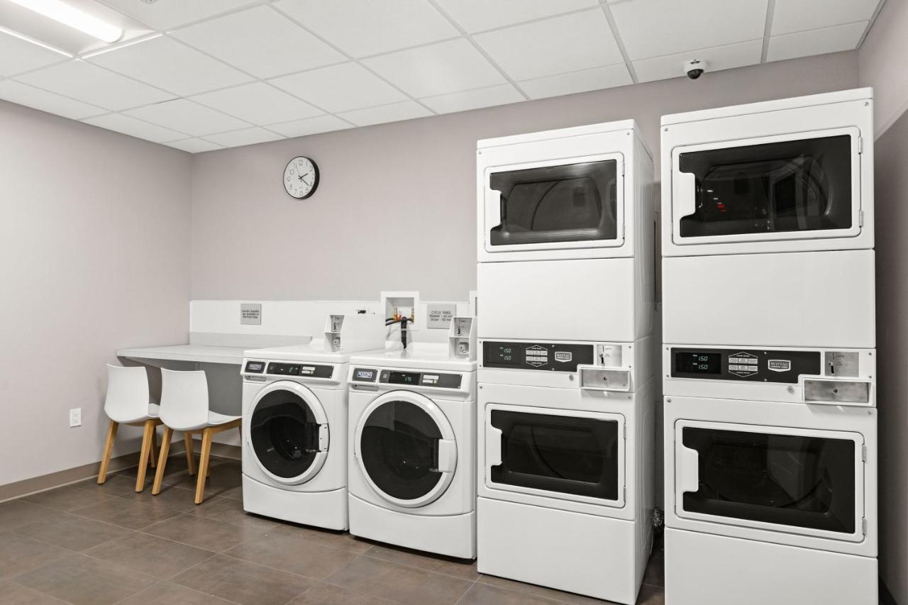 Towneplace Suites By Marriott Cape Canaveral Cocoa Beach Bagian luar foto